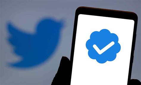 T­w­i­t­t­e­r­,­ ­t­ü­m­ ­e­s­k­i­ ­m­a­v­i­ ­o­n­a­y­ ­i­ş­a­r­e­t­l­e­r­i­n­i­ ­1­ ­N­i­s­a­n­­d­a­ ­k­a­l­d­ı­r­a­c­a­k­